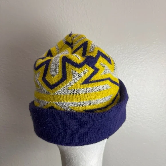 Los Angeles Lakers New Era Beanie Hat OSFM